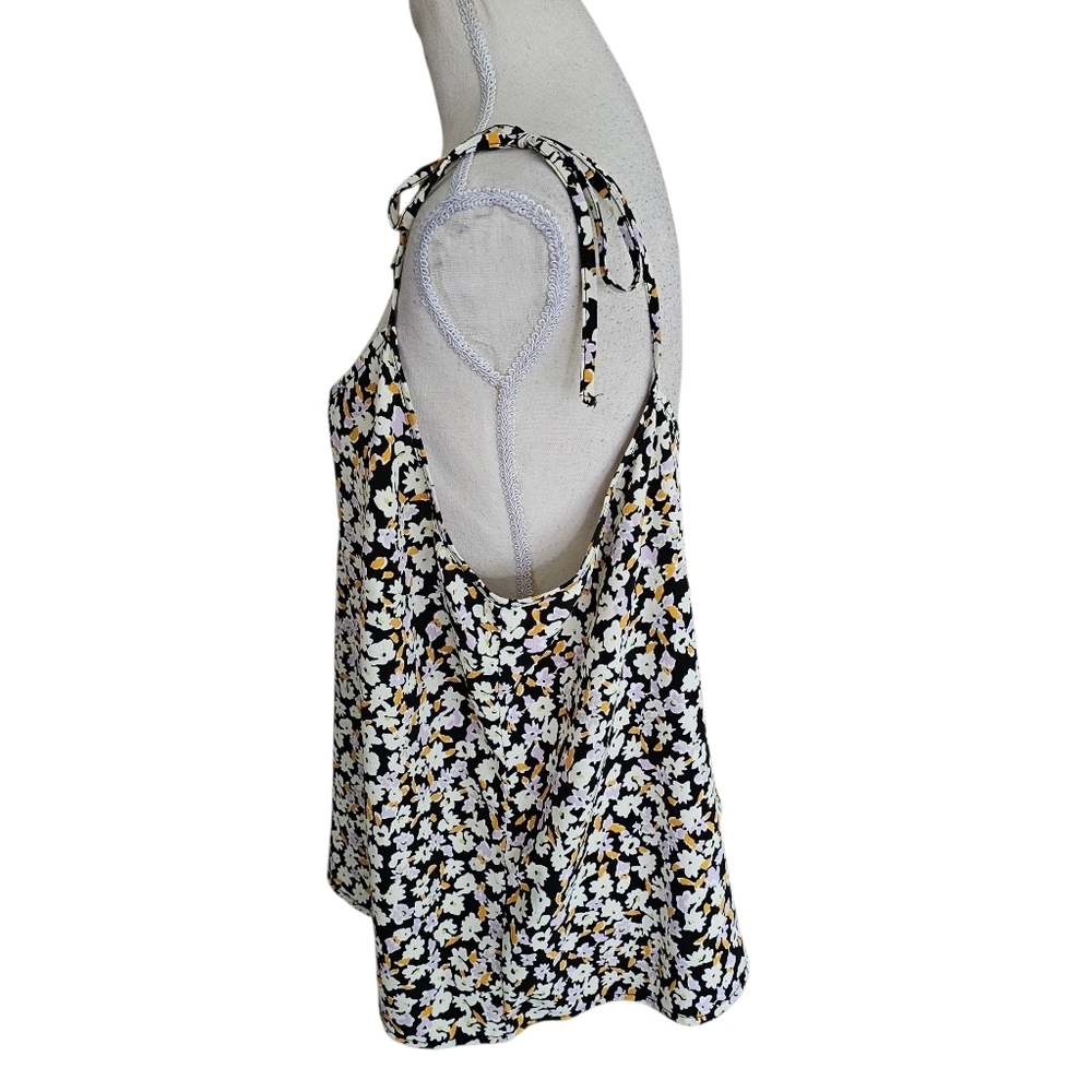 Sanctuary Black and White Floral Camisole - Picture 5 of 9